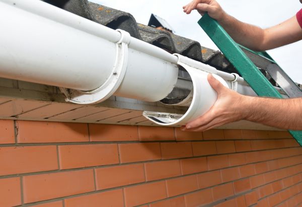 Gutter Maintenance in Alpharetta