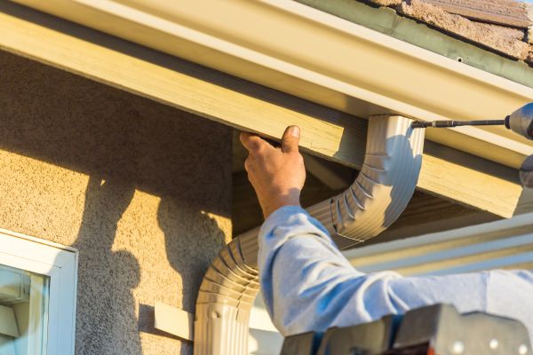 Aluminum Rain Gutter Service in Alpharetta
